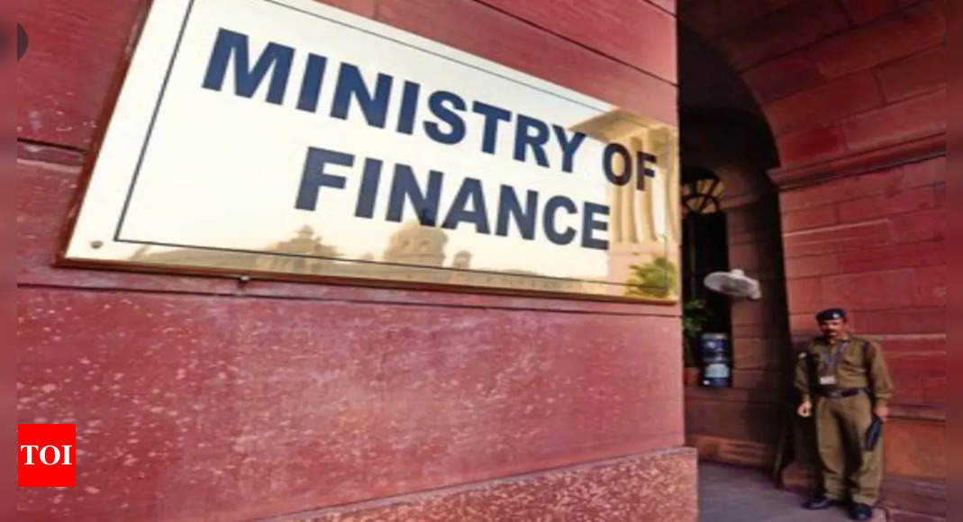 finance ministry:  FinMin extends benefit of reduced performance security for govt contracts till March 2023 – Times of India