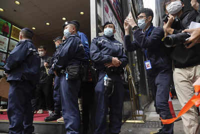 Hong Kong editors charged with sedition, US criticizes raid