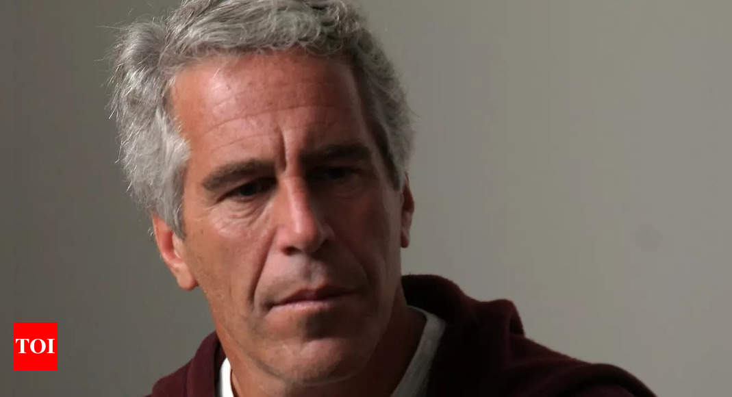 US drops charges against guards on duty when Epstein committed suicide – Times of India