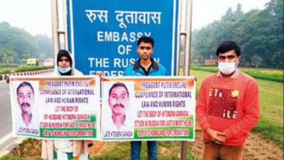 Russia buries Udaipur man secretly, kin livid