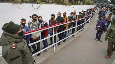 Jammu and Kashmir: Pilgrimage to Vaishno Devi resumes after brief suspension