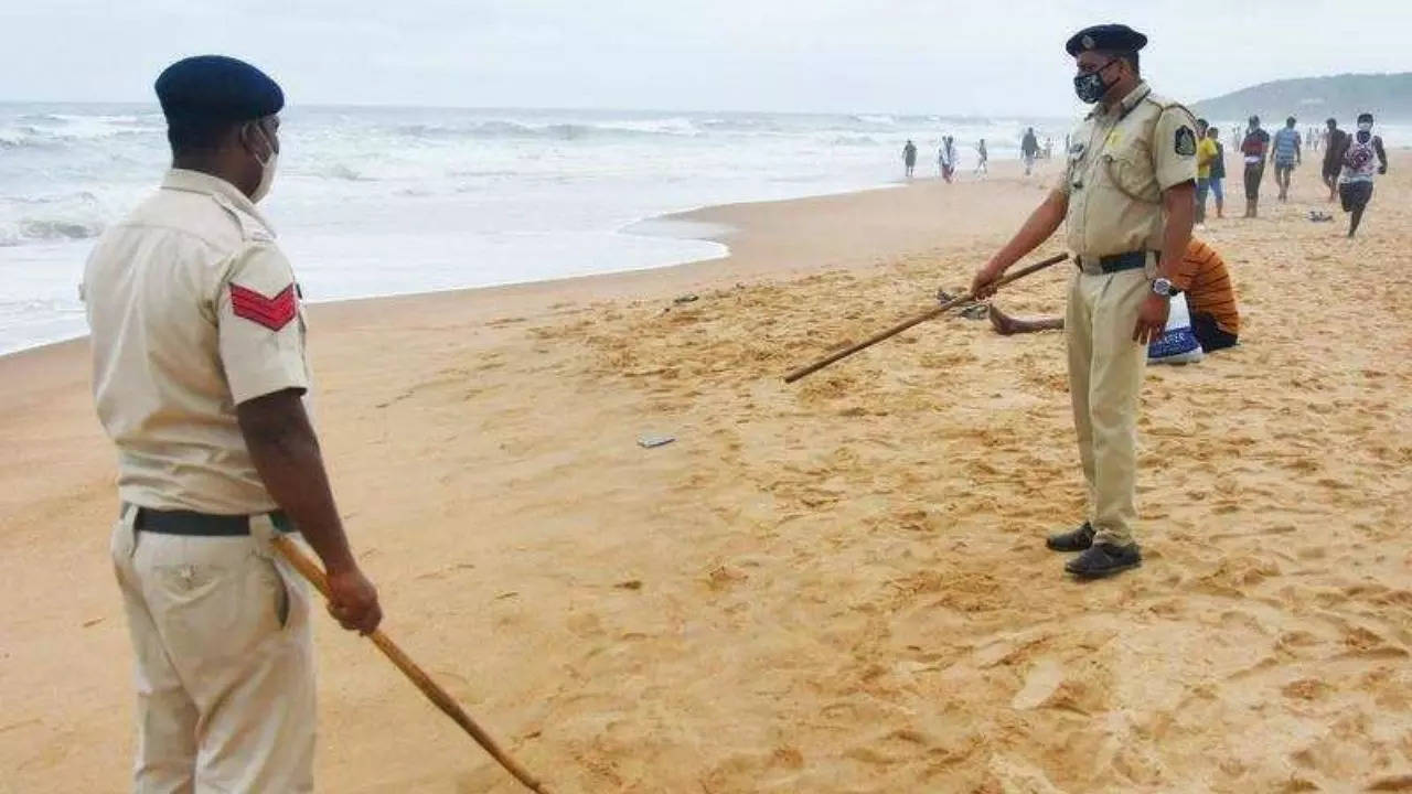 Goa teen death: After ruling out foul play, cops now register murder case |  Goa News - Times of India