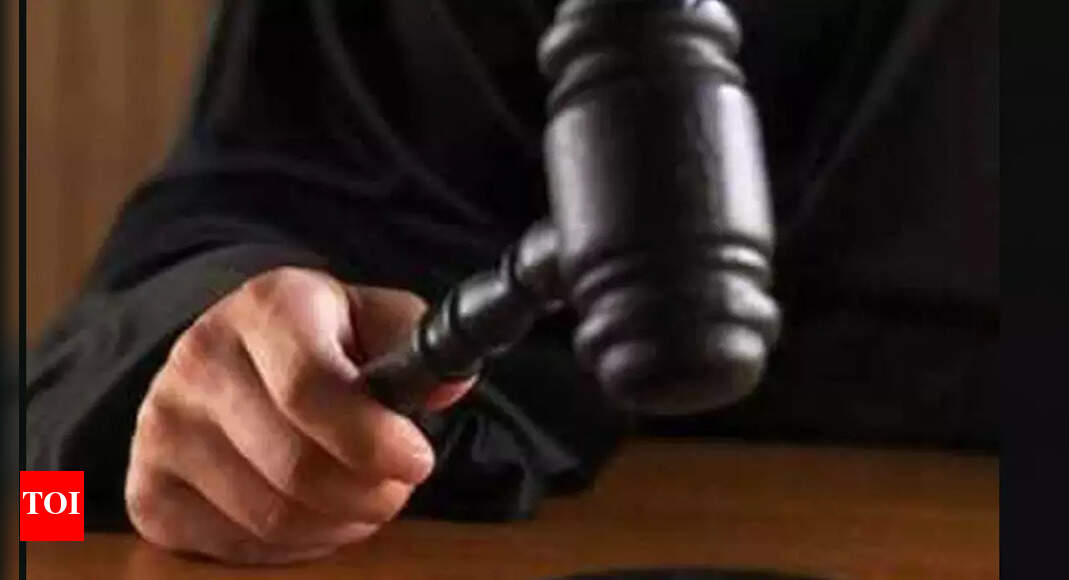 Bus driver gets 190 yrs in jail for crash that killed 22