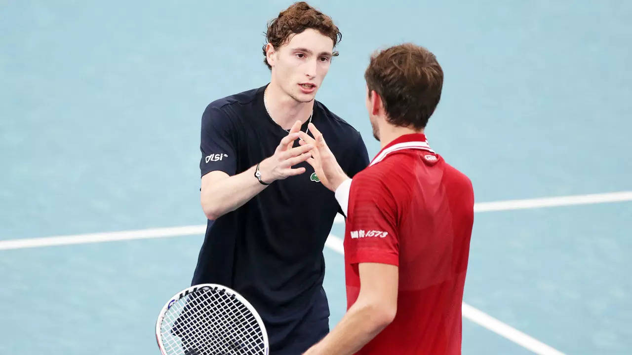 Frenchman Ugo Humbert stuns Russias Daniil Medvedev at ATP Cup Tennis News
