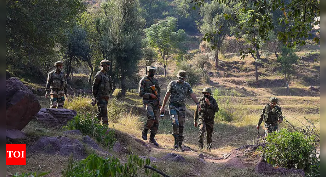 Army: Infiltrator killed in J&K's Kupwara, Pak's BAT attempt foiled ...