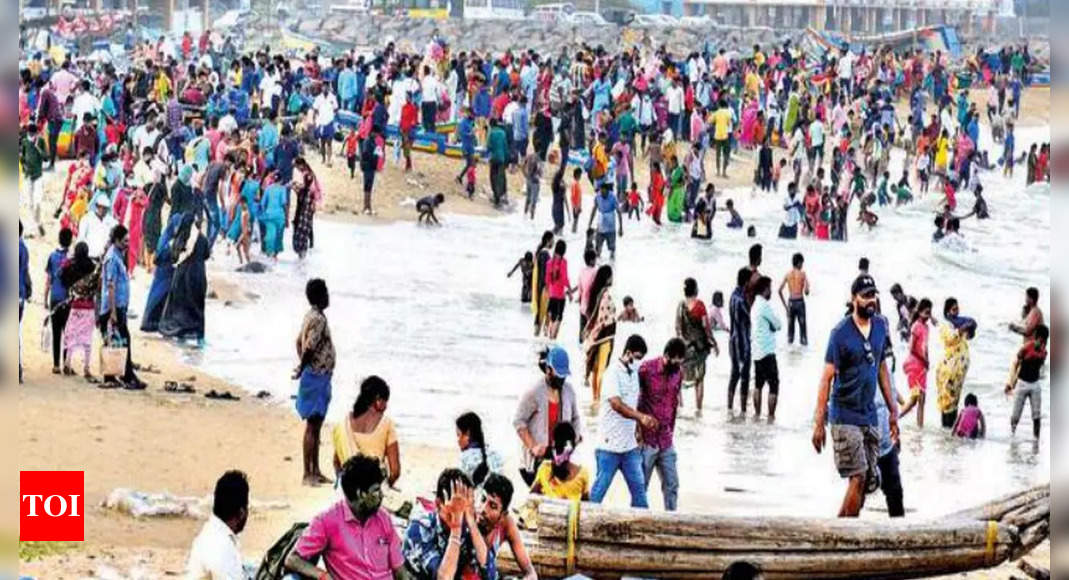 Masks find no takers among visitors to Mamallapuram