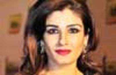 Raveena tries to get 'sexy' back
