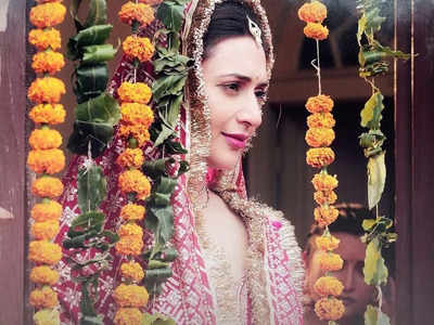 Awww! Divyanka Tripathi starts SHOPPING for her WEDDING DRESS; Pics & Video!