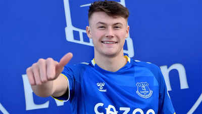 Everton sign Nathan Patterson from Scotland's Rangers