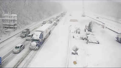US snowstorm strands drivers for hours and hours