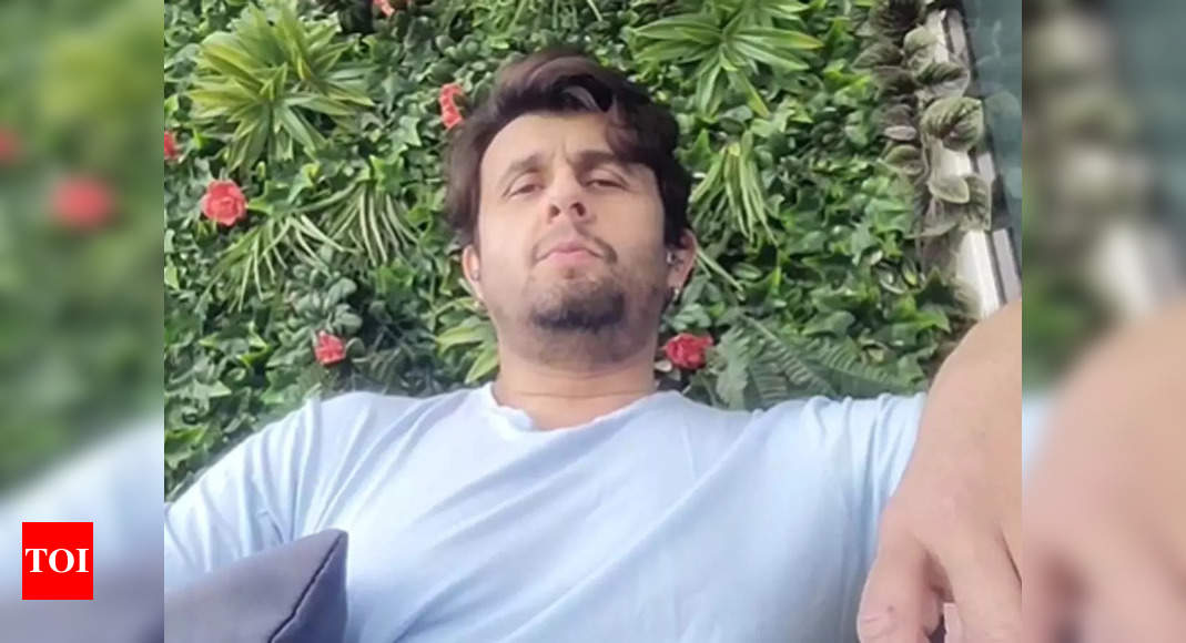 Sonu Nigam, family test positive for COVID