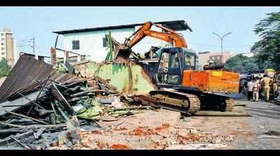 2,546 hutments near Surat rail track demolished