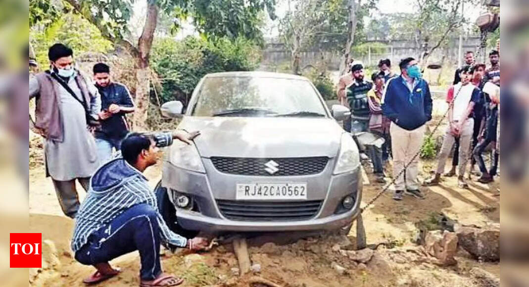 Man Dies, Friend Hurt As Car Rams Into Bike On Jln Marg | Jaipur News ...