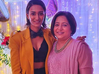 Erica Fernandes and her mother test positive for COVID-19; shares the severe symptoms and advises everyone to not rely on self-test kits