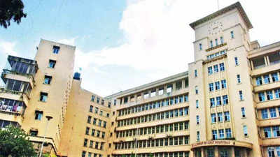Mumbai: 61 resident doctors at JJ hospital test positive for Covid-19
