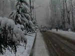 Kashmir Valley receives fresh snowfall