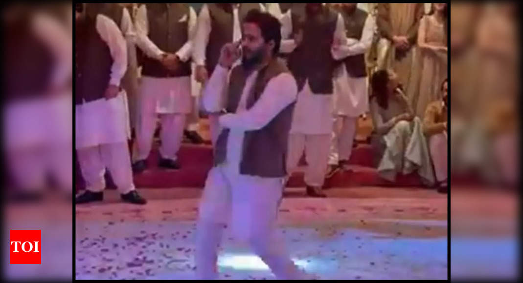 Pak MP dances to Akshay, Katrina’s song