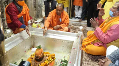 UP: Yogi Adityanath prays at Kashi Vishwanath and Kaal Bhairo temples for long life of PM Modi