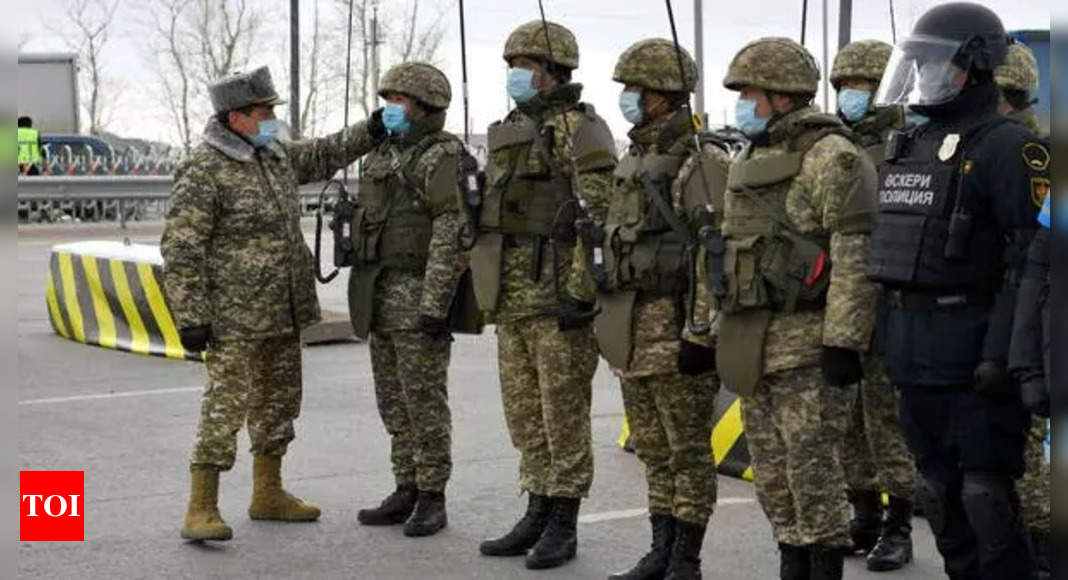 kazakhstan: Rusia mengirim pasukan untuk menumpas pemberontakan Kazakhstan saat kekerasan baru meletus