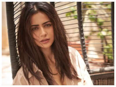 Rakul Preet Singh looks drop-dead gorgeous in a nude shade outfit with