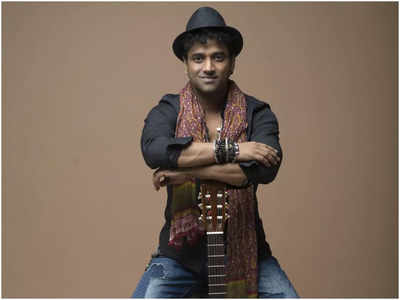 ‘Pushpa’ musician DSP is not happy with musical rights given to composers in Hindi Film Industry!