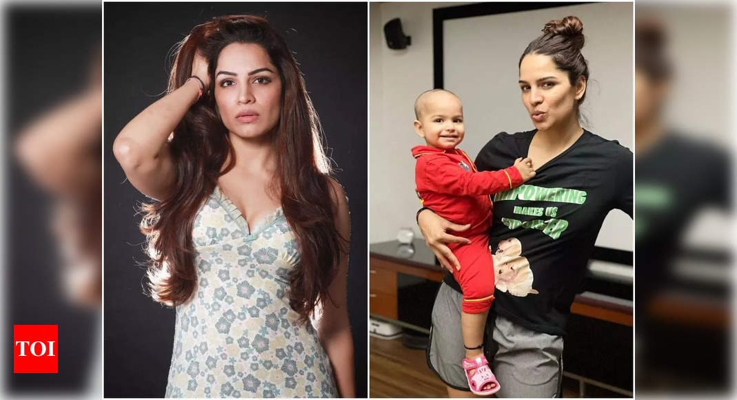 My baby keeps banging on the door wanting to see me, its very upsetting, says Shikha Singh who has tested positive for COVID-19 pic