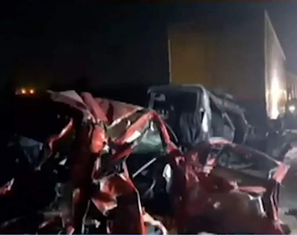 
Tragic: At least four died in a horrific accident in Bengaluru
