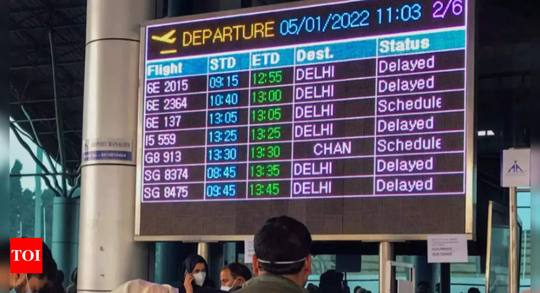 Snowfall hampers flight operations at Srinagar airport, 10 flights cancelled