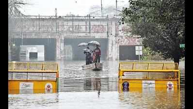 Delhi: Record rain on January day in 22 years, AQI satisfactory again
