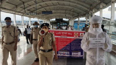 Western Railway launches awareness campaign on Covid-19 at Mumbai stations