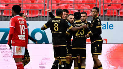 Ligue 1: Ten-man Nice go second with 3-0 win at Brest