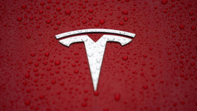 Tesla's Full Self-driving Beta May Perform 'rolling Stops' - Times Of India