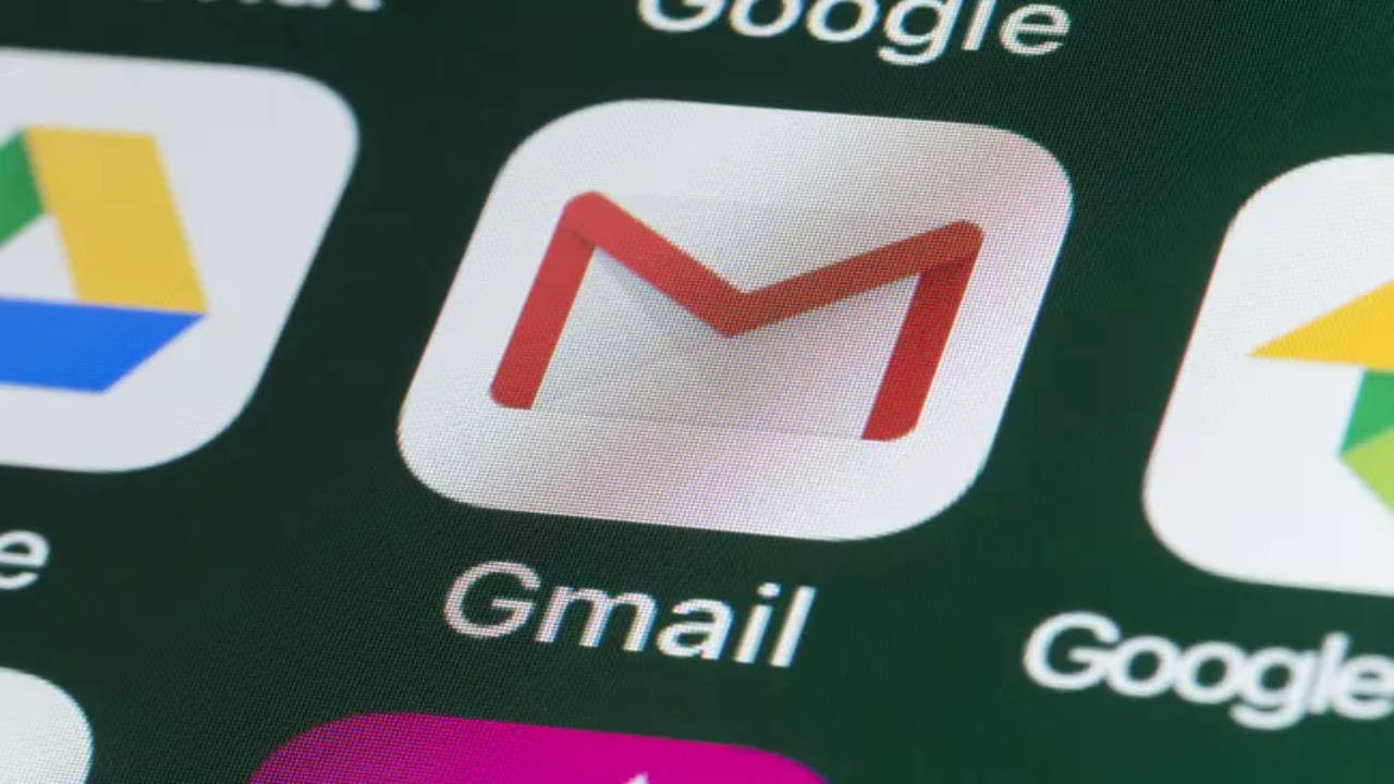 Gmail App Hits 10 Billion Downloads, 53% U.S. Email Market