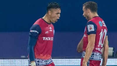 ISL: Ishan Pandita delivers late blow to take Jamshedpur top of the pile
