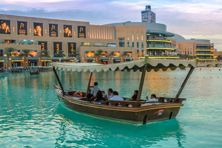 ​Shopping in Dubai Mall