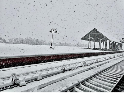 Breathtaking view of snow-clad stations which will soothe your eyes