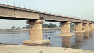 Bihar: Delay in construction of RCC bridge irks villagers