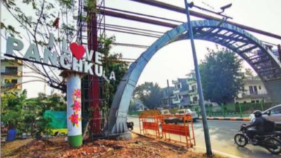 Panchkula: First gate turns unwelcoming, Rs 1.5 crore for 3 others