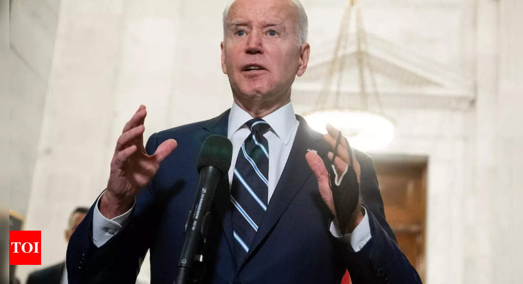 biden:  Biden ‘disappointed’ in court ruling on Covid vaccines mandate – Times of India