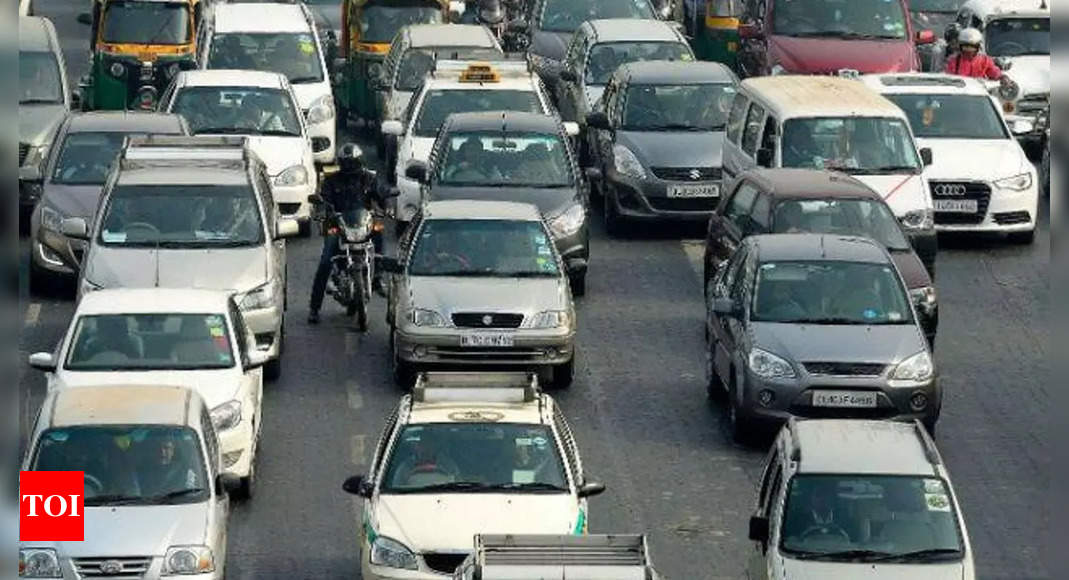 Passenger vehicle sales in India dip 13% in December: SIAM – Times of India