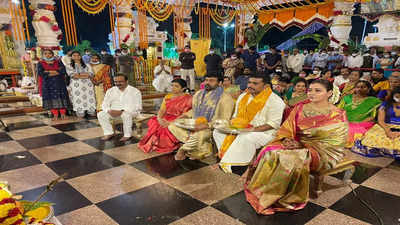 Andhra Pradesh: Minister, actor Chiranjeevi and his wife offer prayers at Sri Venkateswara Temple