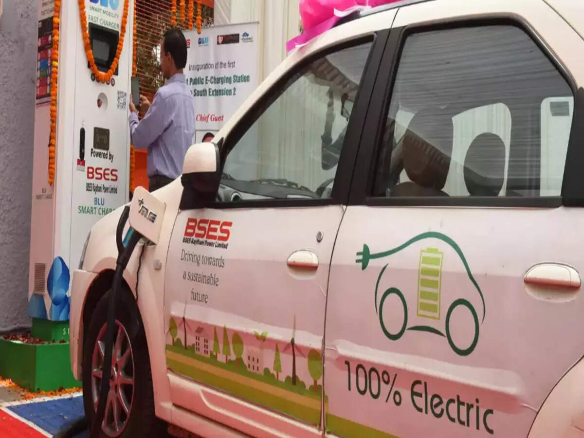 Delhi government sets EV targets for delivery services, app cabs | Delhi News - Times of India