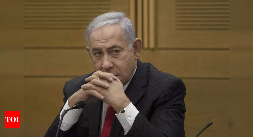 Benjamin Netanyahu negotiating plea deal in corruption trial - Times of