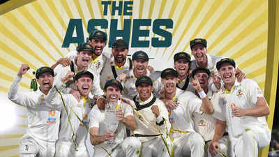 Australian bowlers destroy England again to win Ashes 4-0