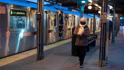 Woman killed in subway shove at Times Square - Times of India