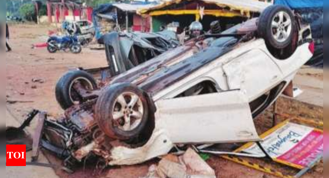 Goa: Speeding ‘drunk’ driver rams into nakabandi at Colva, kills 2 cops