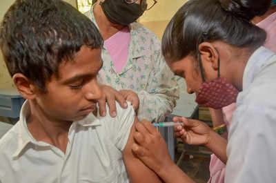 Children aged 15-18 years won't be allowed in physical classes without COVID vaccination, says Haryana Health Minister