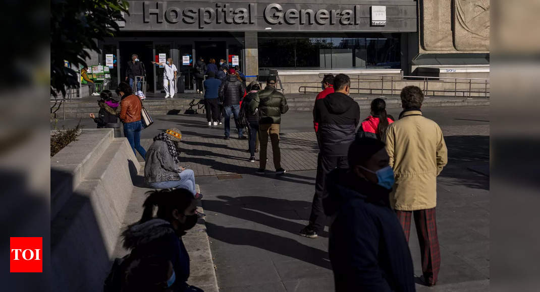 Return of the flu: EU faces threat of prolonged 'twindemic'