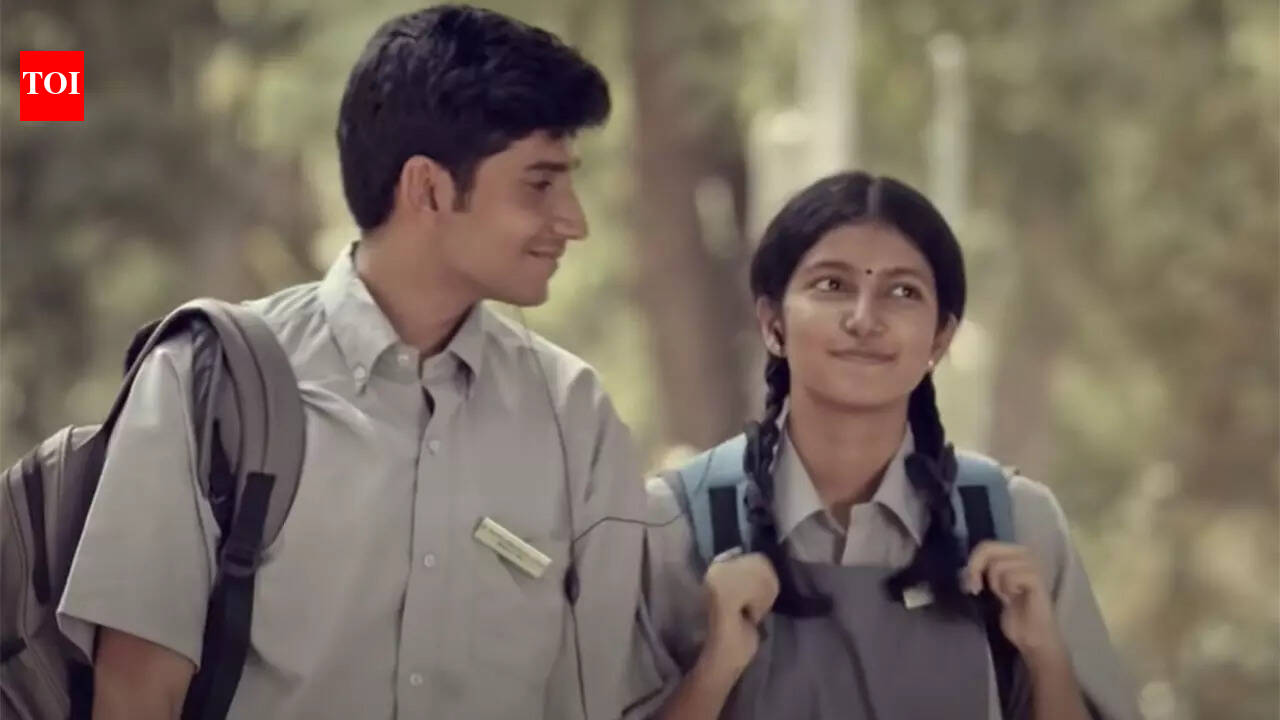 Mudhal Nee Mudivum Nee Movie Review: A trip down memory lane that is ...