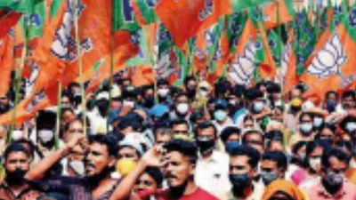 Covid: BJP suspends public functions for two weeks in Kerala